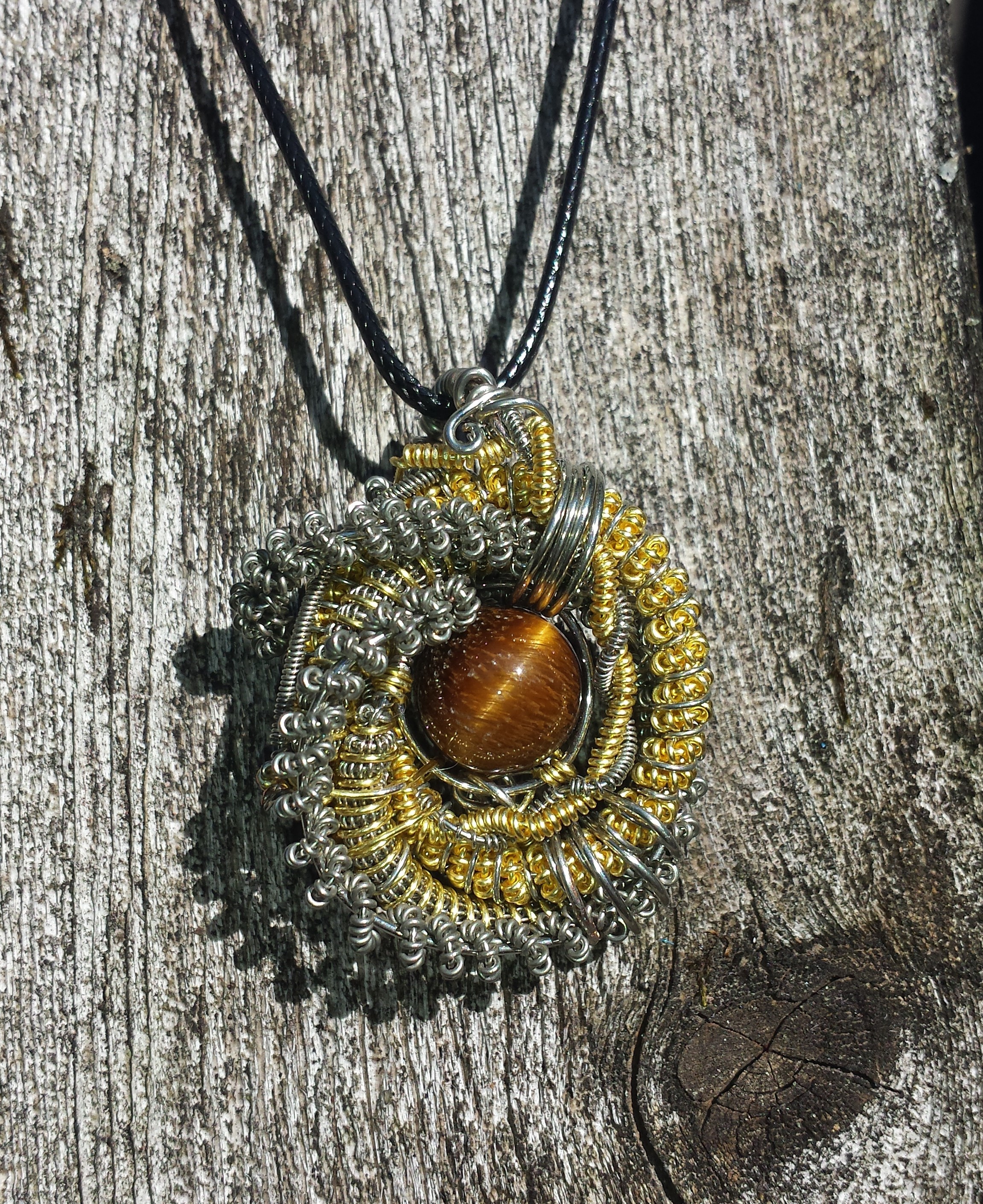 Tiger's Eye, necklace, pendant, magical, heady, brown, gold